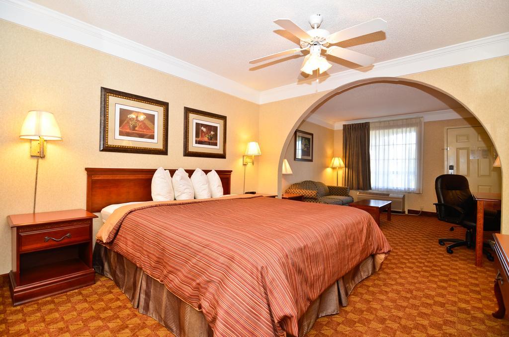 Peach State Inn & Suites Hawkinsville Exterior foto