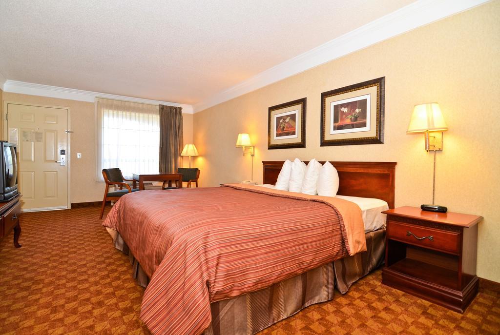 Peach State Inn & Suites Hawkinsville Exterior foto