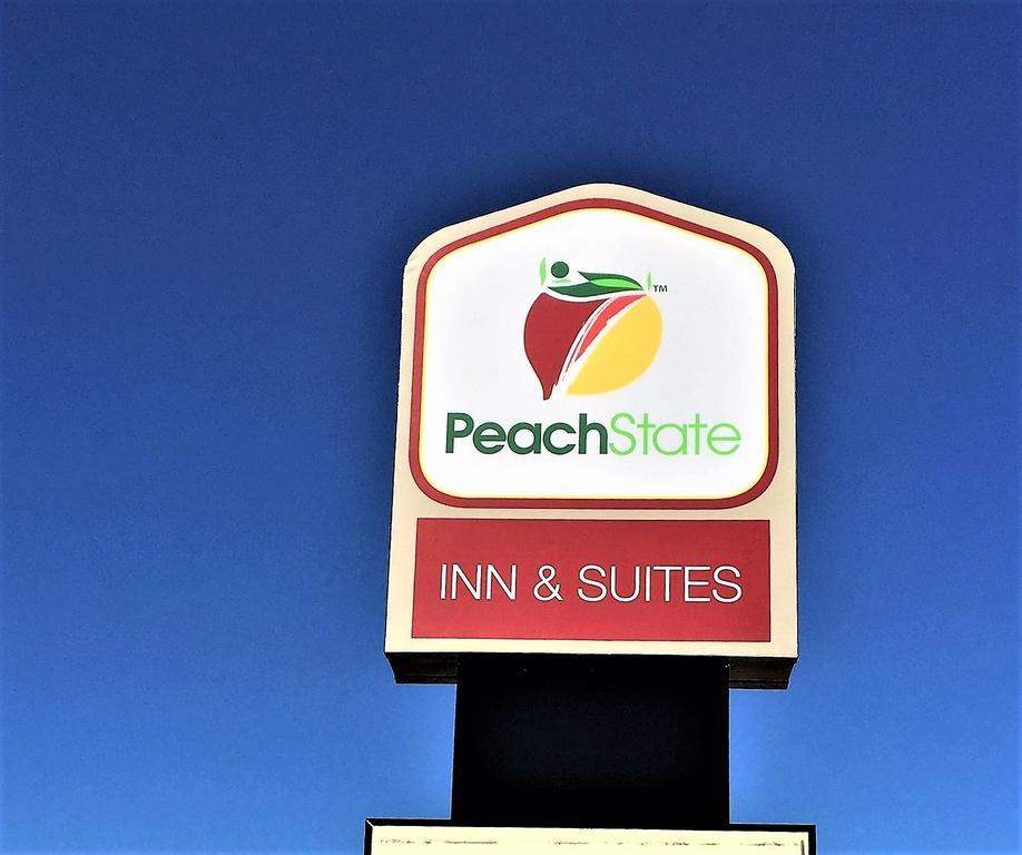 Peach State Inn & Suites Hawkinsville Exterior foto
